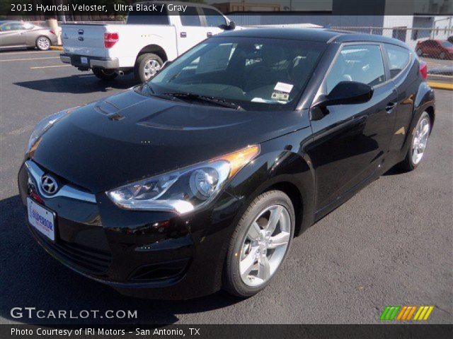 2013 Hyundai Veloster  in Ultra Black