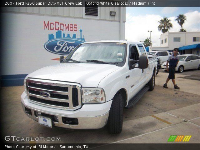 2007 Ford F250 Super Duty XLT Crew Cab in Oxford White Clearcoat