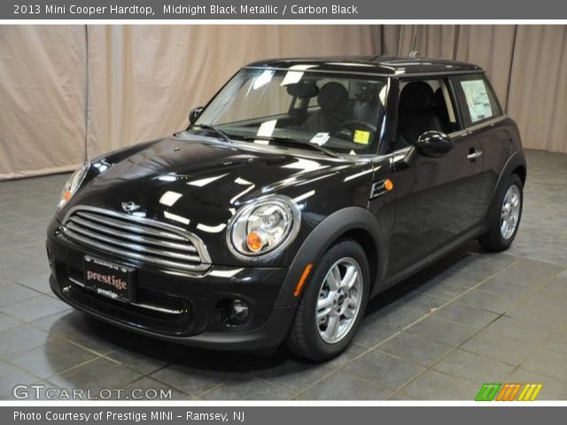 2013 Mini Cooper Hardtop in Midnight Black Metallic