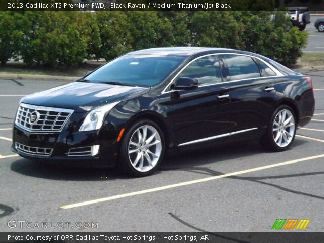 2013 Cadillac XTS Premium FWD in Black Raven