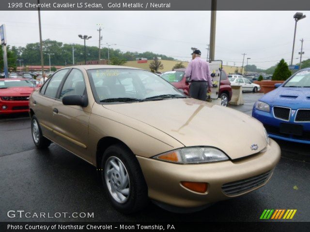1998 Chevrolet Cavalier LS Sedan in Gold Metallic