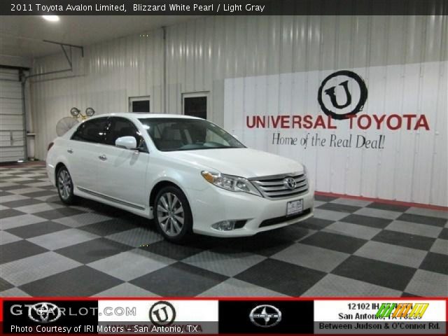 2011 Toyota Avalon Limited in Blizzard White Pearl