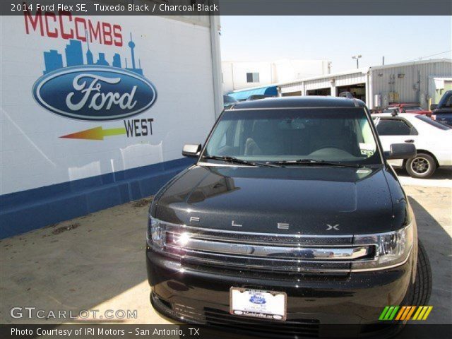 2014 Ford Flex SE in Tuxedo Black