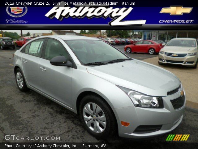 2013 Chevrolet Cruze LS in Silver Ice Metallic