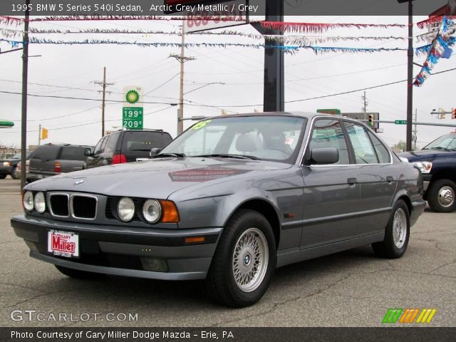 1995 BMW 5 Series 540i Sedan in Arctic Grey Metallic