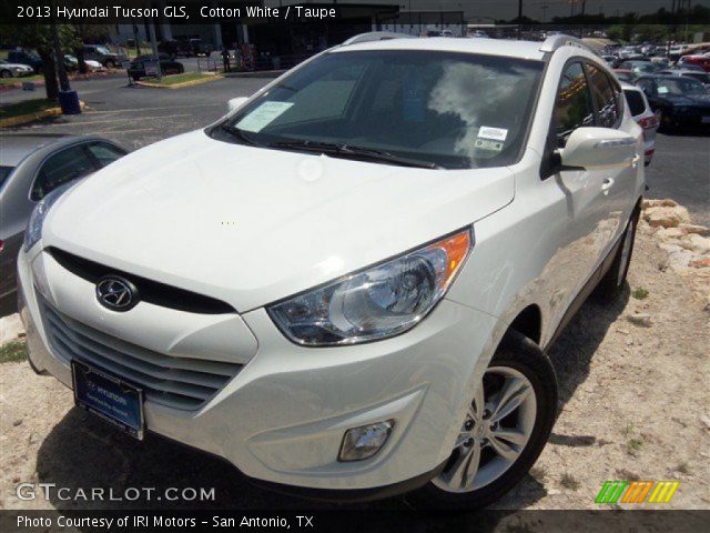 2013 Hyundai Tucson GLS in Cotton White