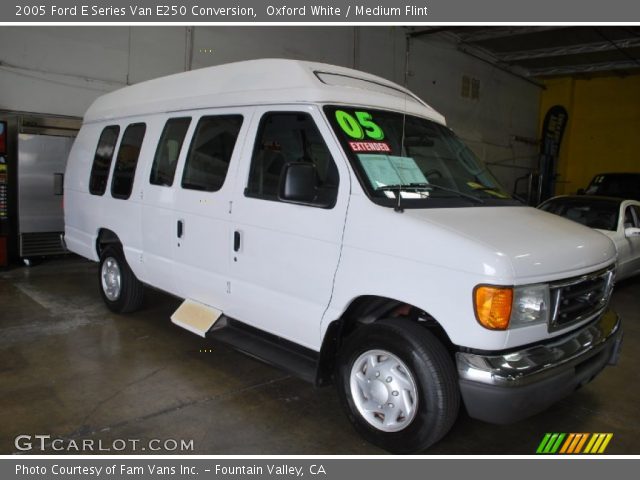 2005 Ford E Series Van E250 Conversion in Oxford White