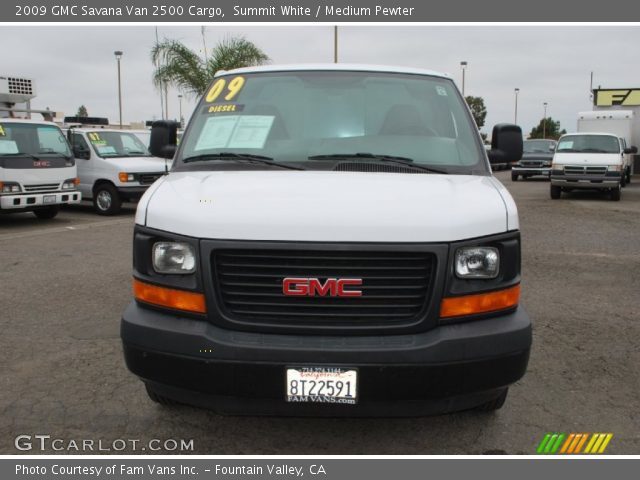 2009 GMC Savana Van 2500 Cargo in Summit White