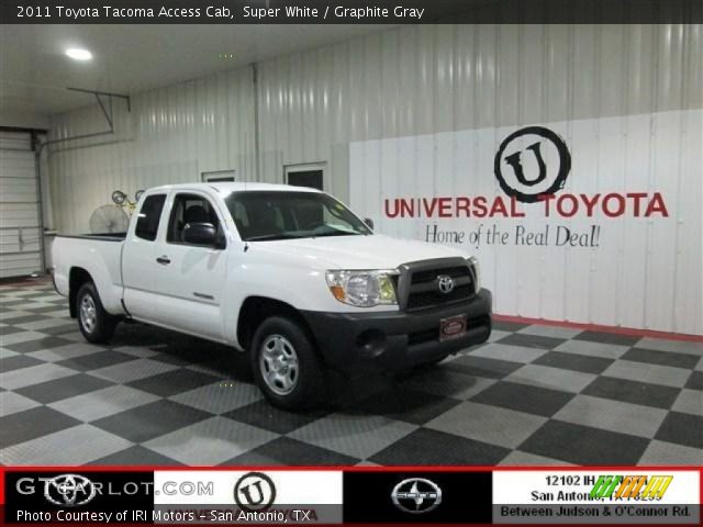2011 Toyota Tacoma Access Cab in Super White