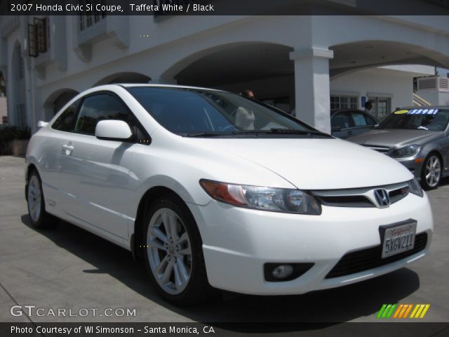 Honda civic 2007 pearl white #4