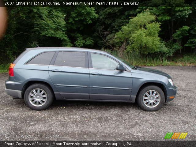 2007 Chrysler Pacifica Touring in Magnesium Green Pearl