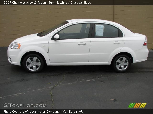 2007 Chevrolet Aveo LS Sedan in Summit White