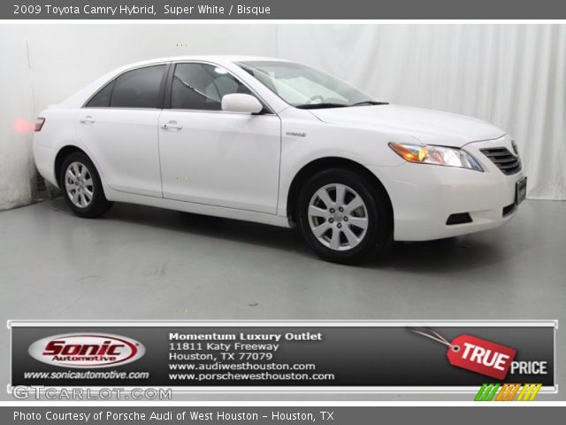 2009 Toyota Camry Hybrid in Super White