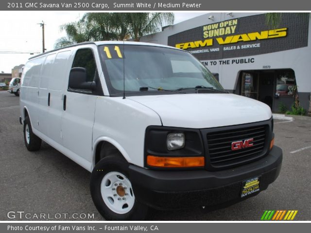 2011 GMC Savana Van 2500 Cargo in Summit White