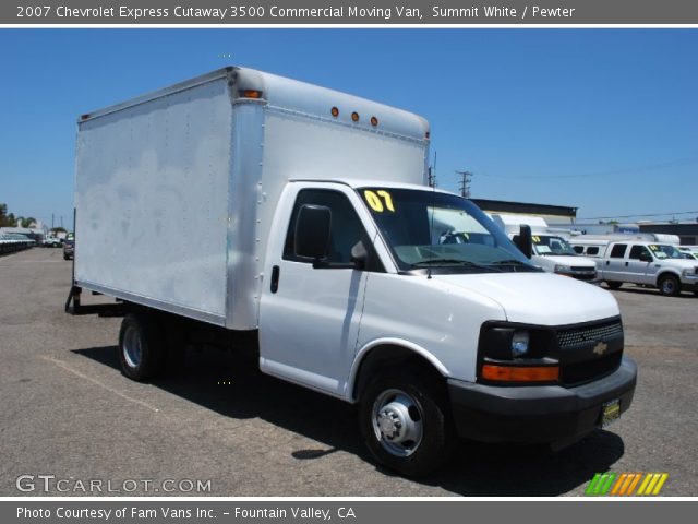 2007 Chevrolet Express Cutaway 3500 Commercial Moving Van in Summit White