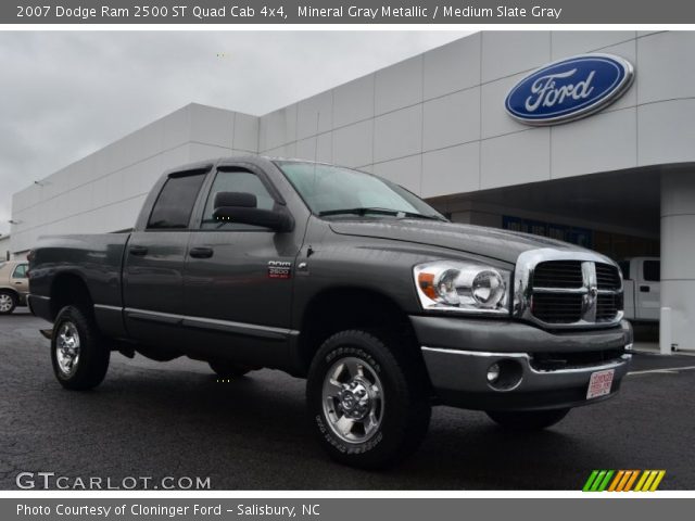 2007 Dodge Ram 2500 ST Quad Cab 4x4 in Mineral Gray Metallic