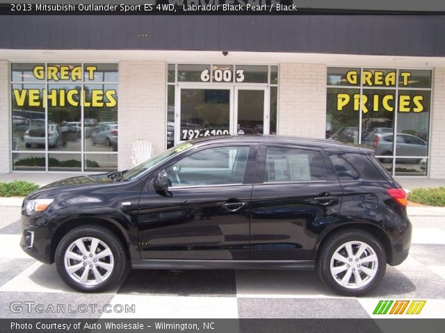 2013 Mitsubishi Outlander Sport ES 4WD in Labrador Black Pearl