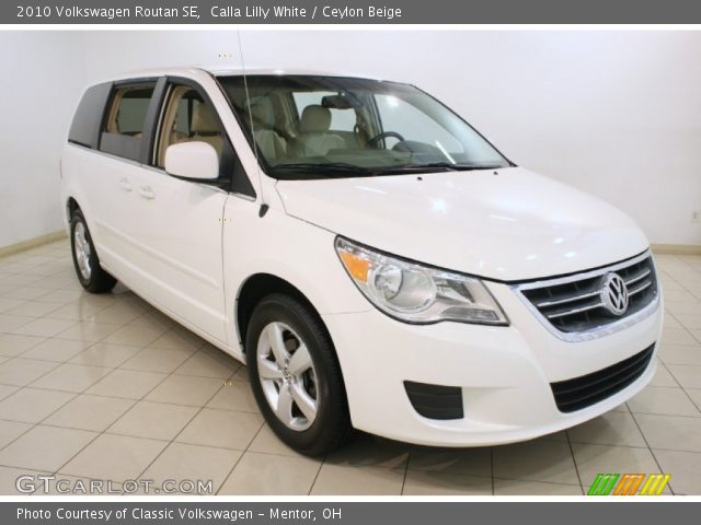 2010 Volkswagen Routan SE in Calla Lilly White