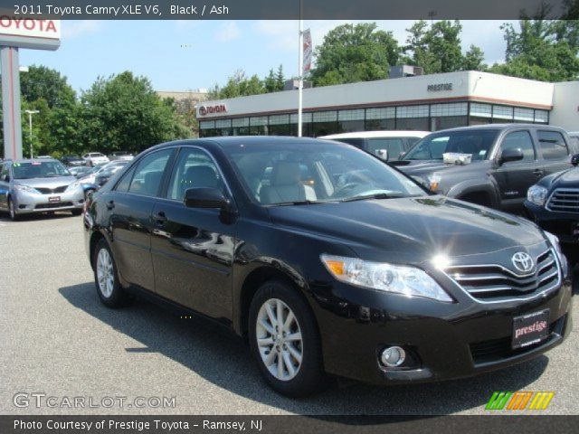 2011 Toyota Camry XLE V6 in Black