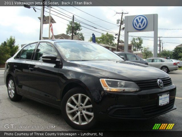 2011 Volkswagen Jetta SE Sedan in Black