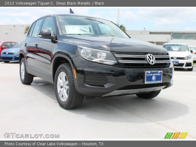 2013 Volkswagen Tiguan S in Deep Black Metallic