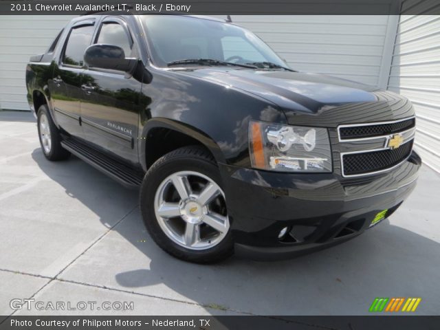 2011 Chevrolet Avalanche LT in Black