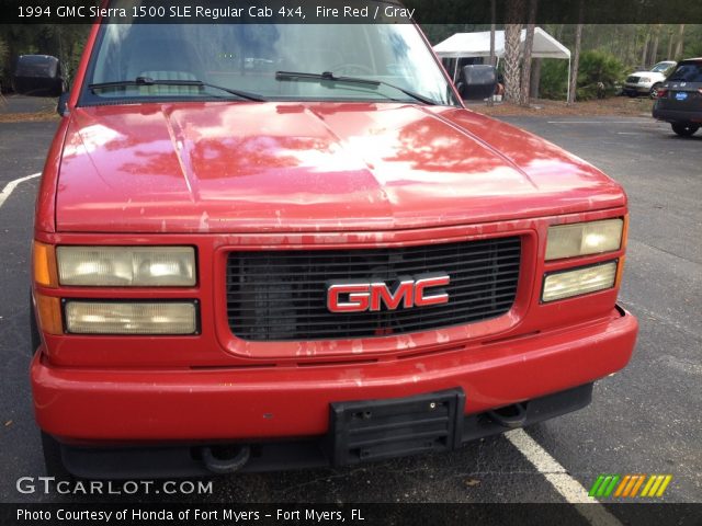 1994 GMC Sierra 1500 SLE Regular Cab 4x4 in Fire Red