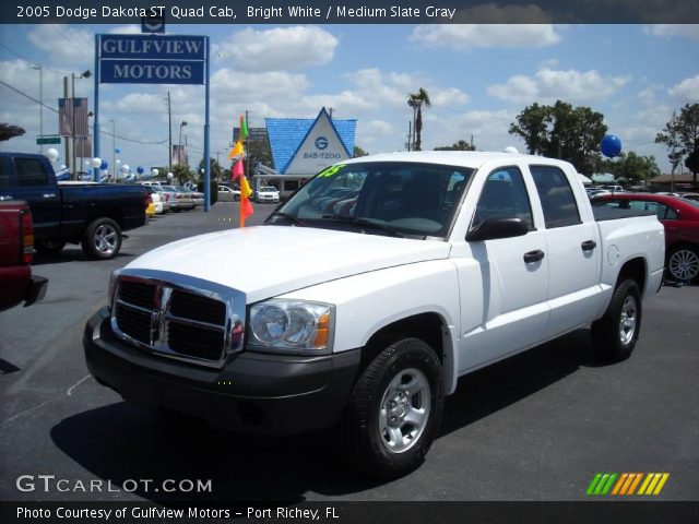 2005 Dodge Dakota ST Quad Cab in Bright White