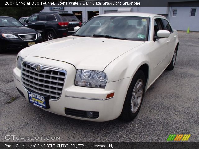 2007 Chrysler 300 Touring in Stone White