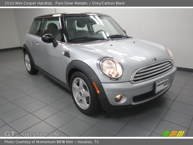 2010 Mini Cooper Hardtop in Pure Silver Metallic