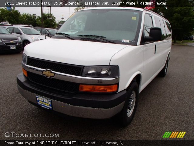 2011 Chevrolet Express LT 3500 Extended Passenger Van in Summit White