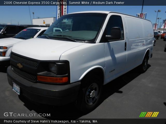 2006 Chevrolet Express 3500 Cargo Van in Summit White