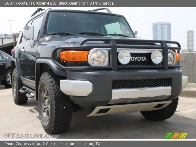 2007 Toyota FJ Cruiser 4WD in Black Diamond