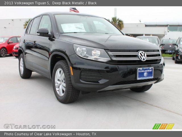 2013 Volkswagen Tiguan S in Deep Black Metallic