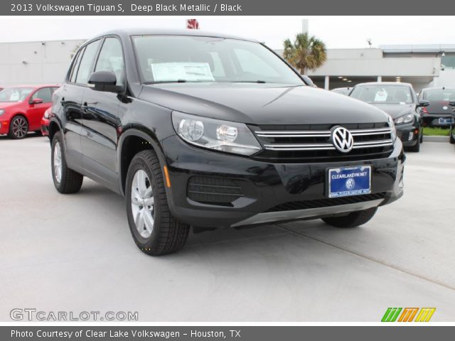 2013 Volkswagen Tiguan S in Deep Black Metallic