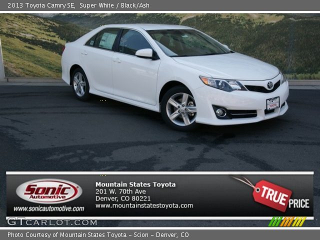 2013 Toyota Camry SE in Super White