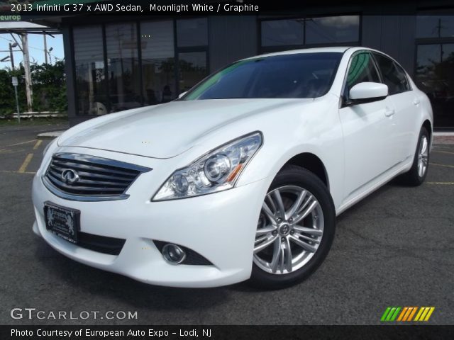 2013 Infiniti G 37 x AWD Sedan in Moonlight White