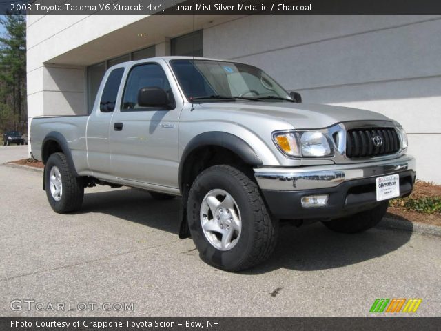 2003 Toyota Tacoma V6 Xtracab 4x4 in Lunar Mist Silver Metallic