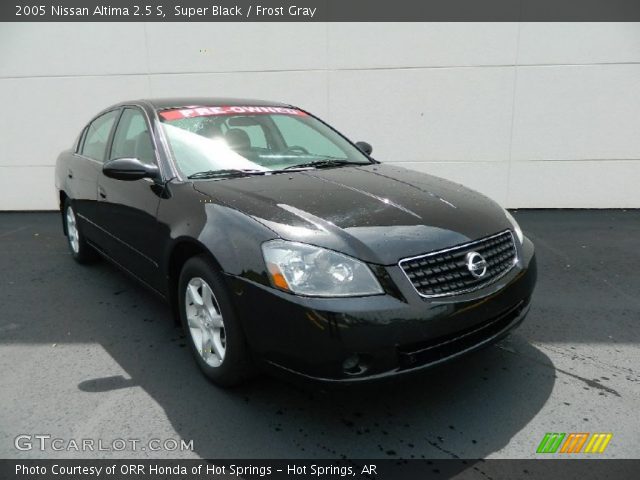 2005 Nissan Altima 2.5 S in Super Black