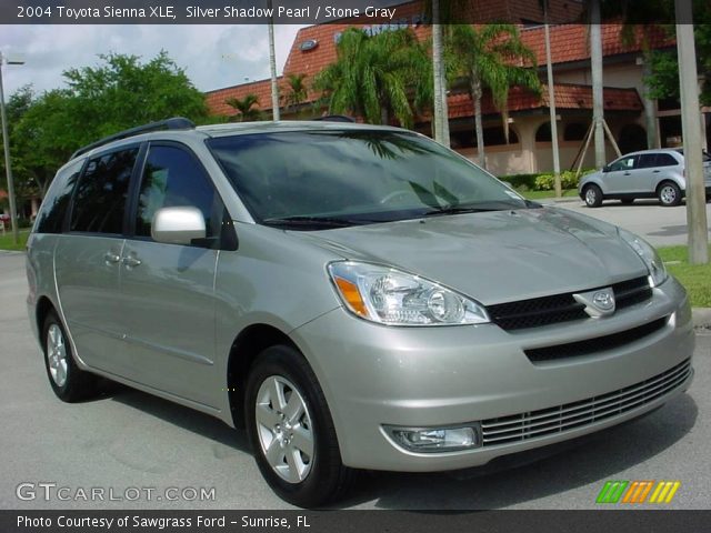 2004 Toyota Sienna XLE in Silver Shadow Pearl