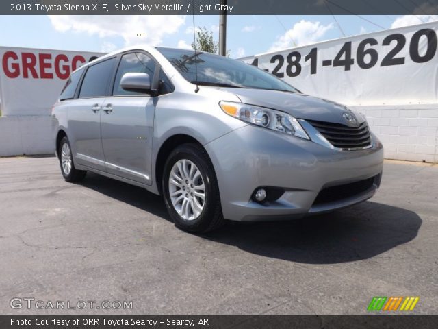 2013 Toyota Sienna XLE in Silver Sky Metallic