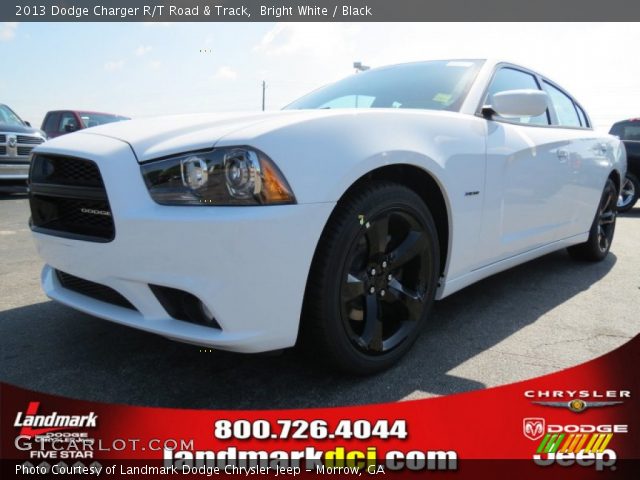2013 Dodge Charger R/T Road & Track in Bright White