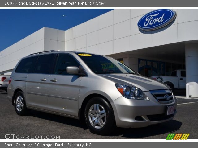 2007 Honda Odyssey EX-L in Silver Pearl Metallic