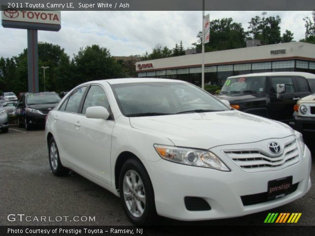 2011 Toyota Camry LE in Super White