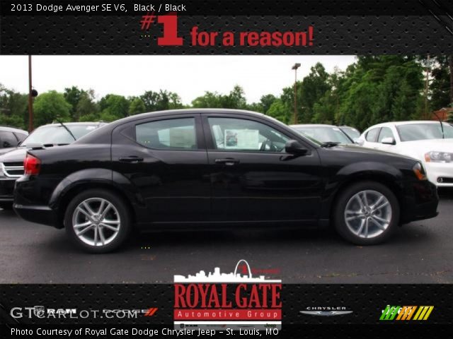 2013 Dodge Avenger SE V6 in Black
