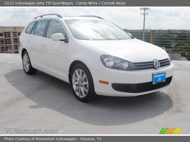 2013 Volkswagen Jetta TDI SportWagen in Candy White