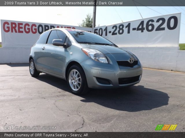 2009 Toyota Yaris 3 Door Liftback in Meteorite Metallic