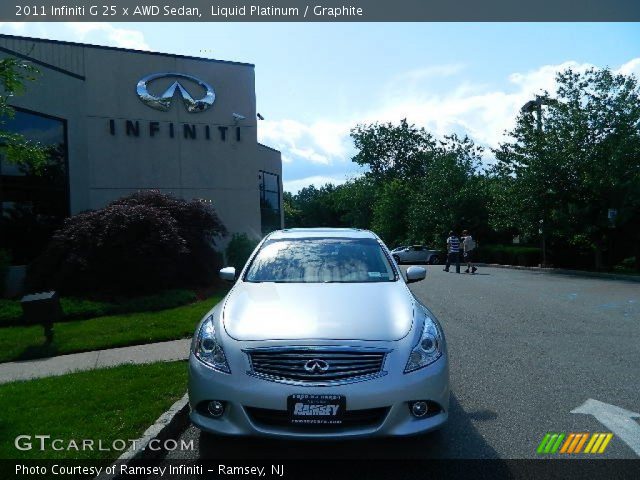 2011 Infiniti G 25 x AWD Sedan in Liquid Platinum
