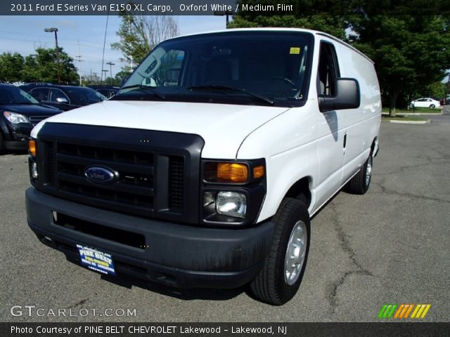 2011 Ford E Series Van E150 XL Cargo in Oxford White