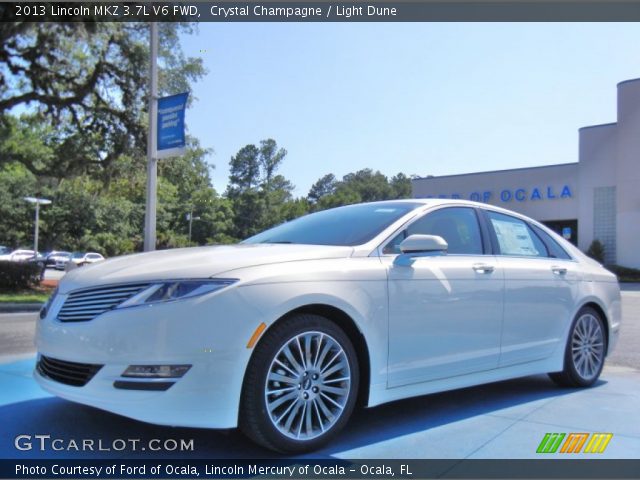 2013 Lincoln MKZ 3.7L V6 FWD in Crystal Champagne